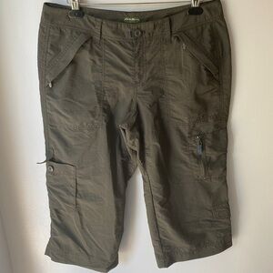 Eddie Bauer Olive Green Women 100% Nylon Cargo Pants 12 EUC